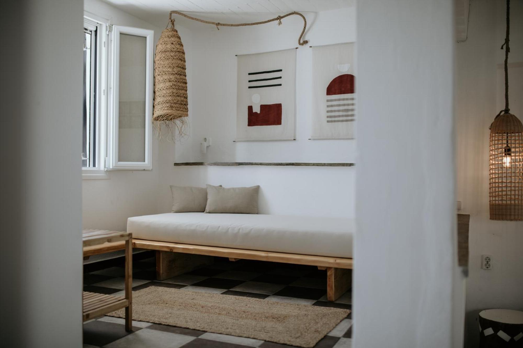 Yi & Thalassa Living By Khi Kythnos Bagian luar foto