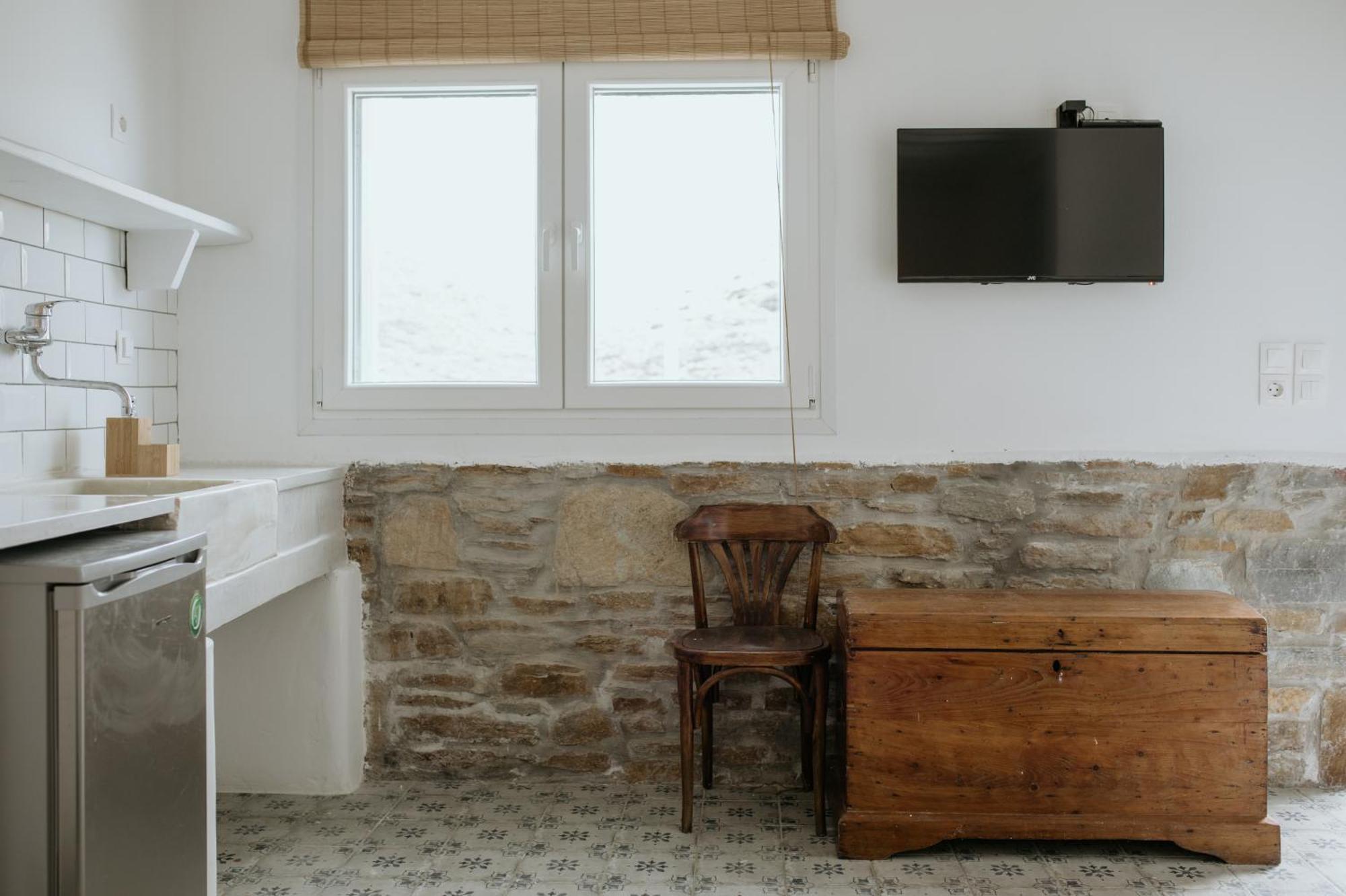 Yi & Thalassa Living By Khi Kythnos Bagian luar foto