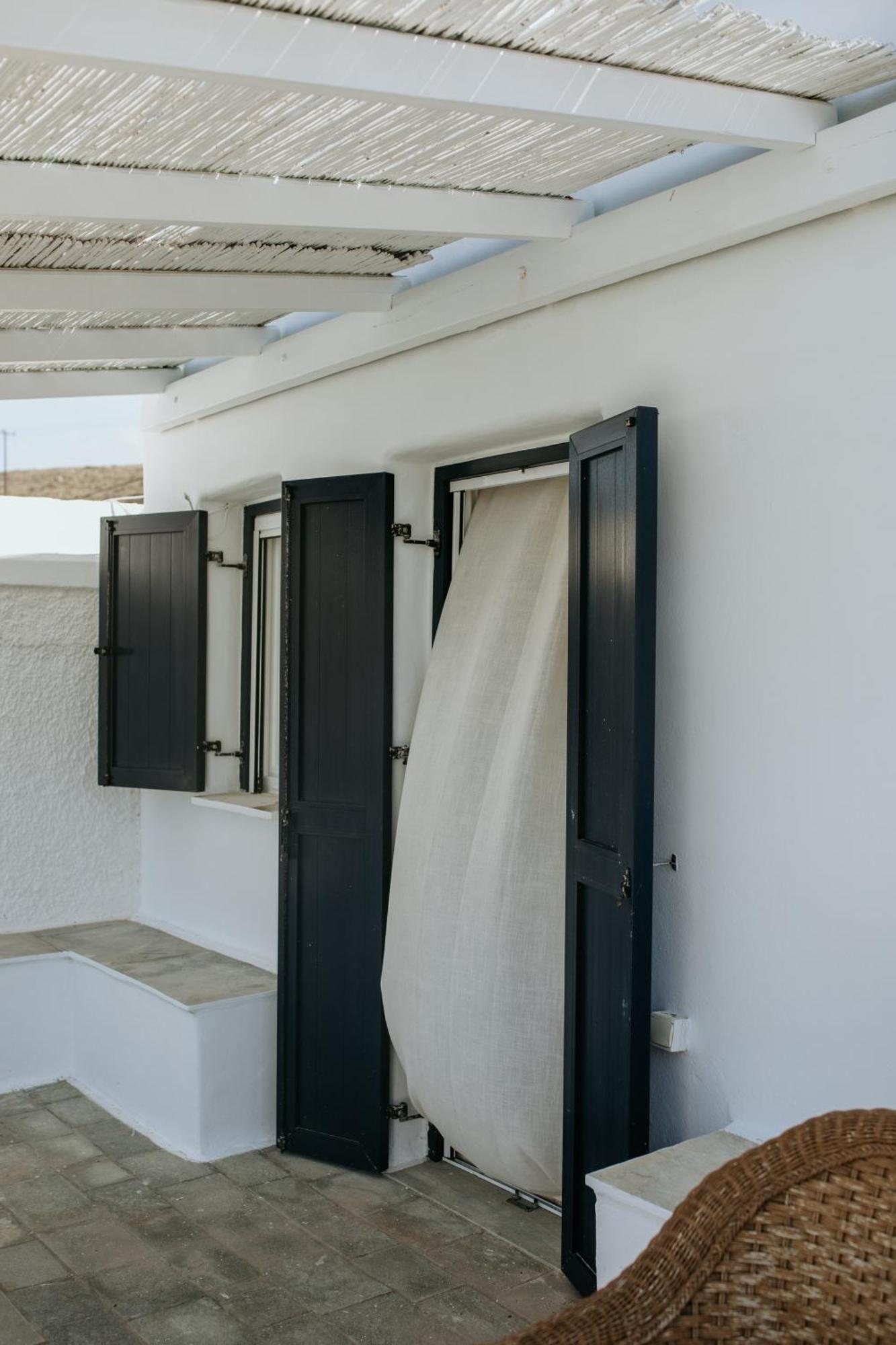 Yi & Thalassa Living By Khi Kythnos Bagian luar foto