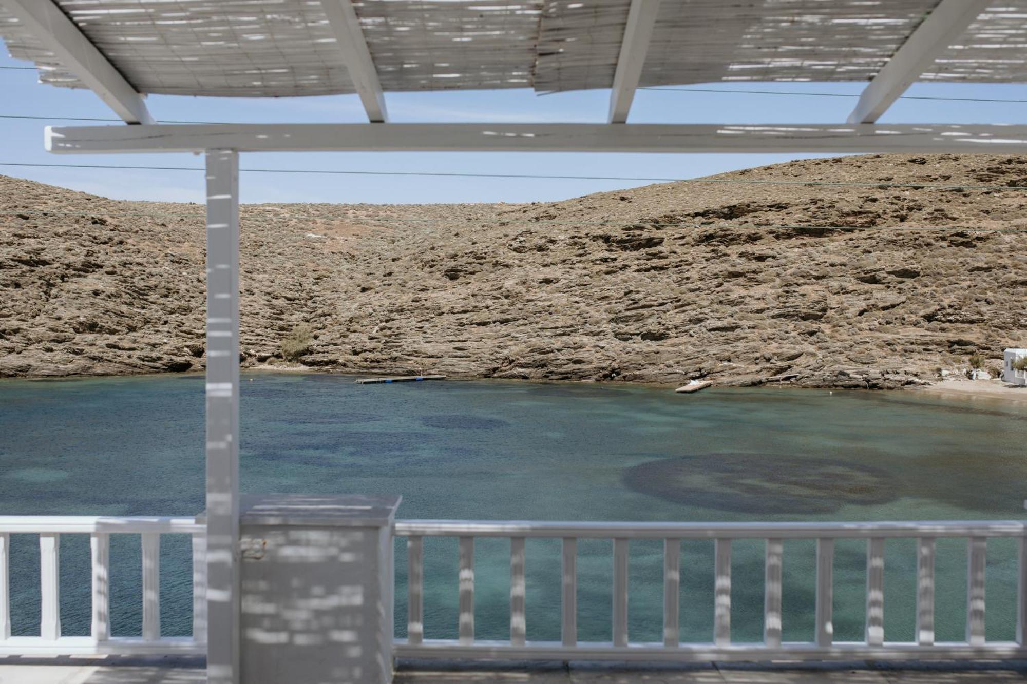 Yi & Thalassa Living By Khi Kythnos Bagian luar foto